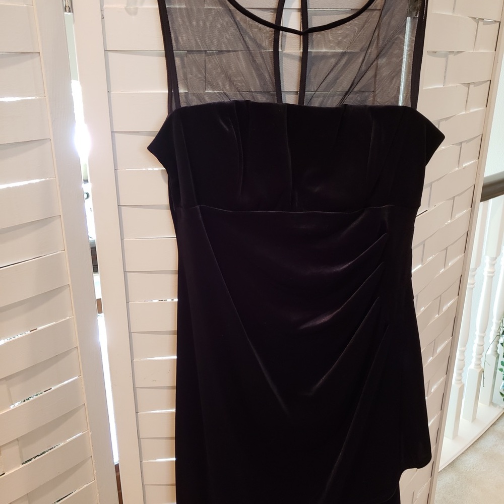 NY Nightway Black Velvet Dress Sz 12.